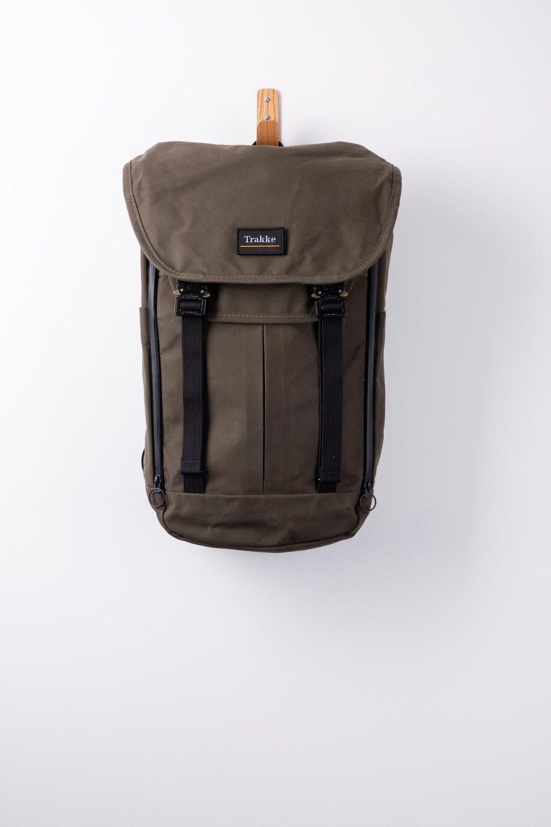 Sample Sale | Black Bannoch Pro Backpack