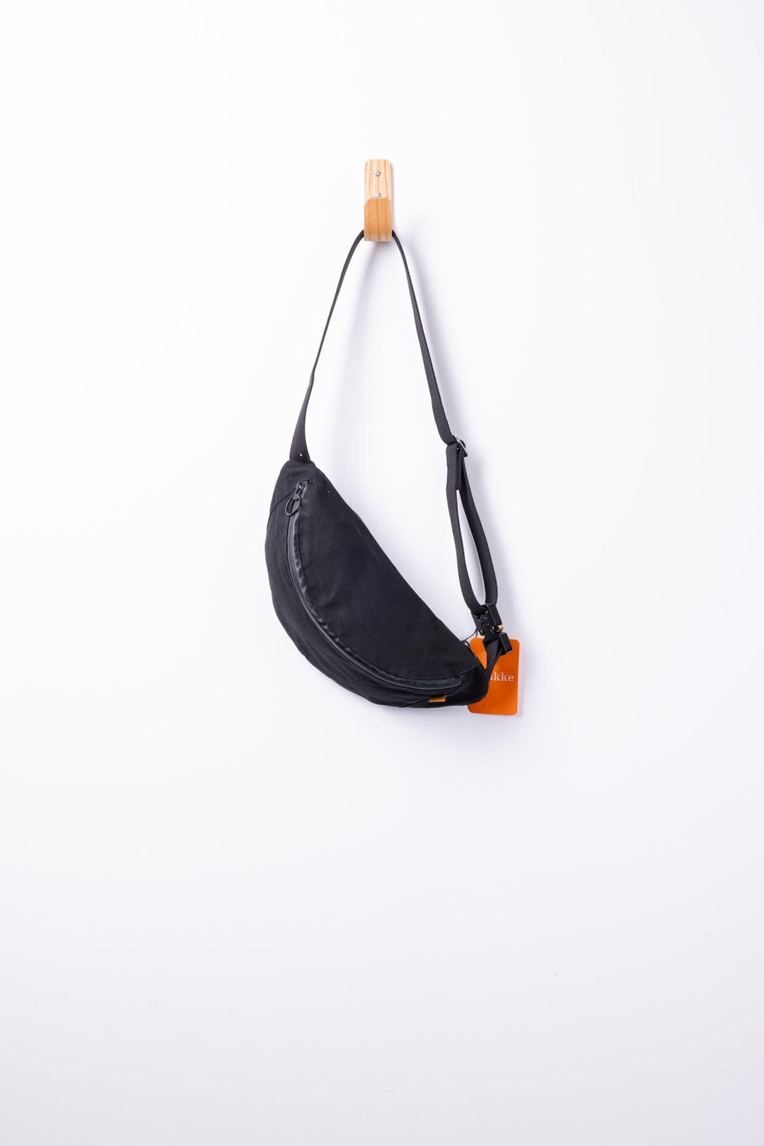 Sample Sale | Black Banana Crossbody Bag