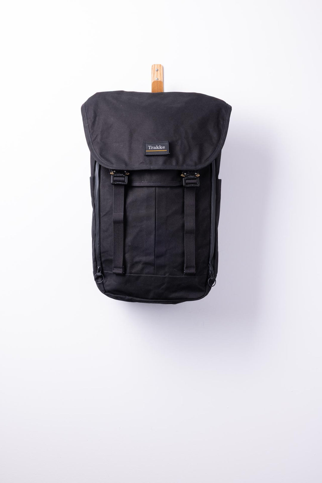 Sample Sale | Black Bannoch Pro Backpack