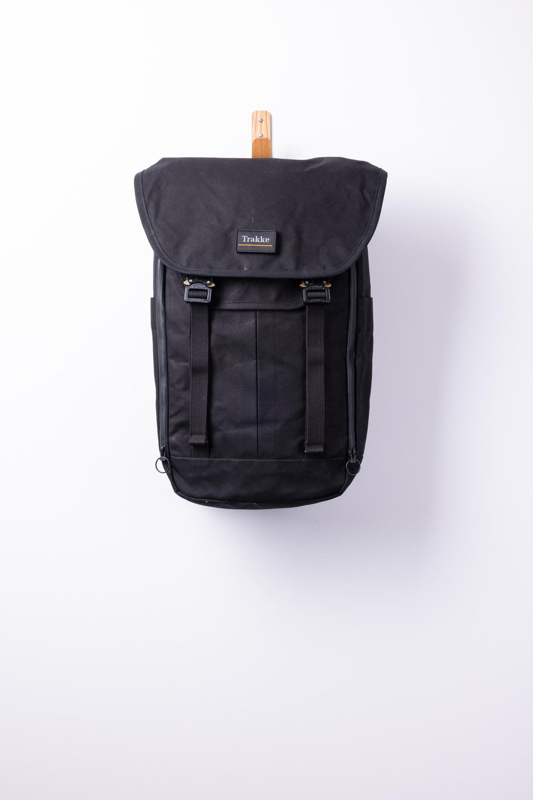 Sample Sale | Black Bannoch Pro Backpack