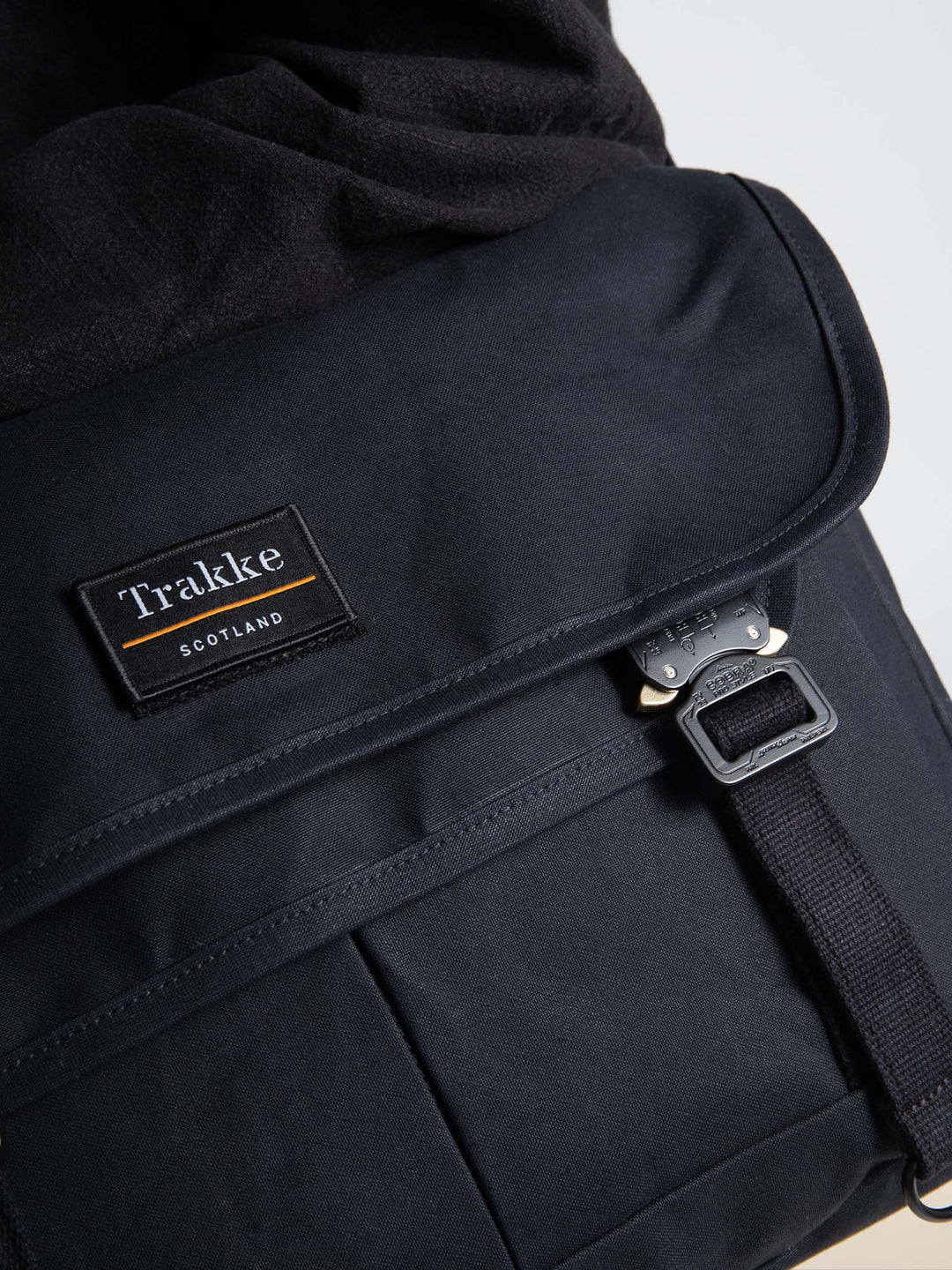 a close up of a Bairn Pro Messenger in Black