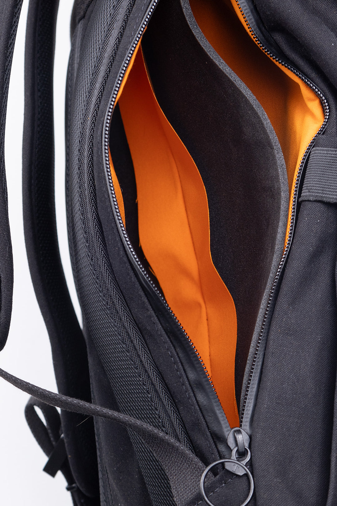 Sample Sale | Black Bannoch Pro Backpack