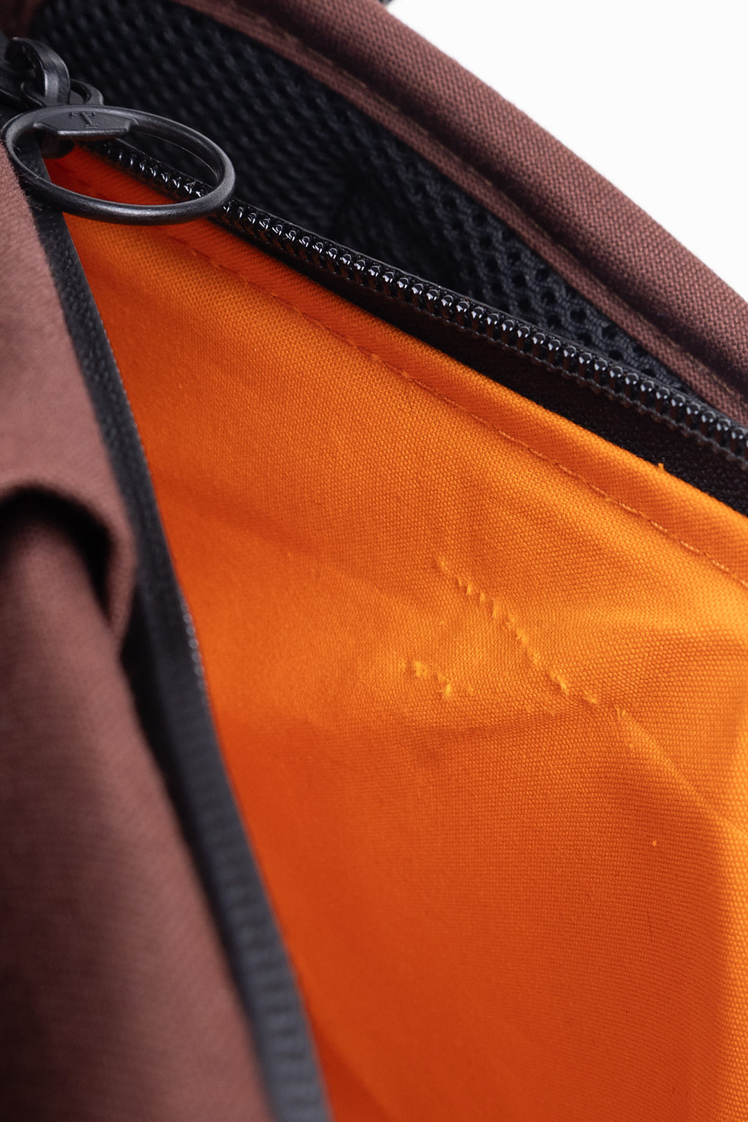 Sample Sale | Port Storr 25L Travel Backpack