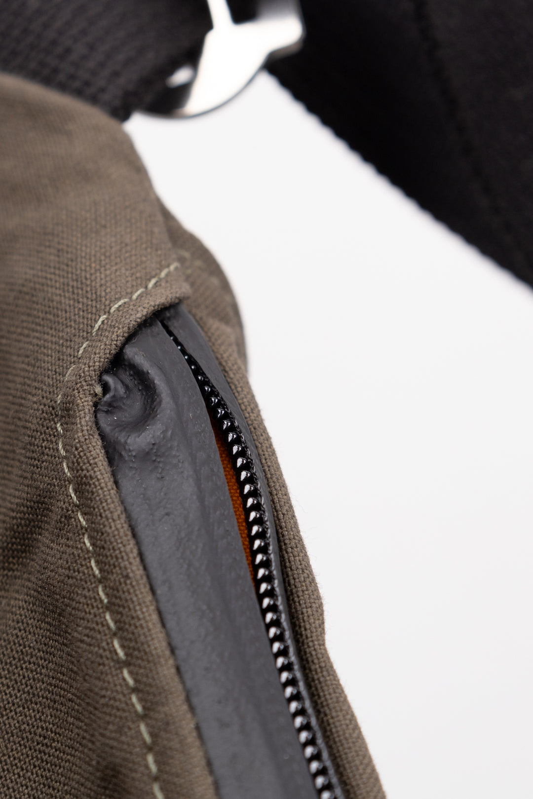 Sample Sale | Olive Banana Crossbody Bag