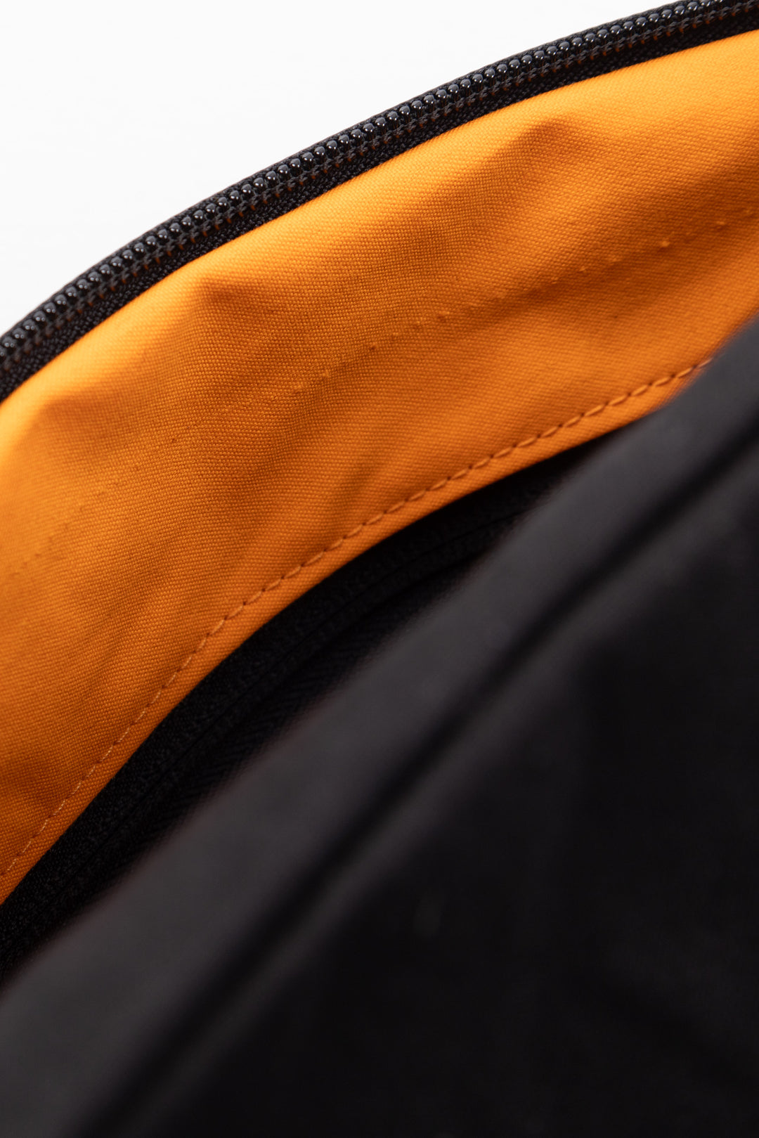 Sample Sale | Black Largo Sling