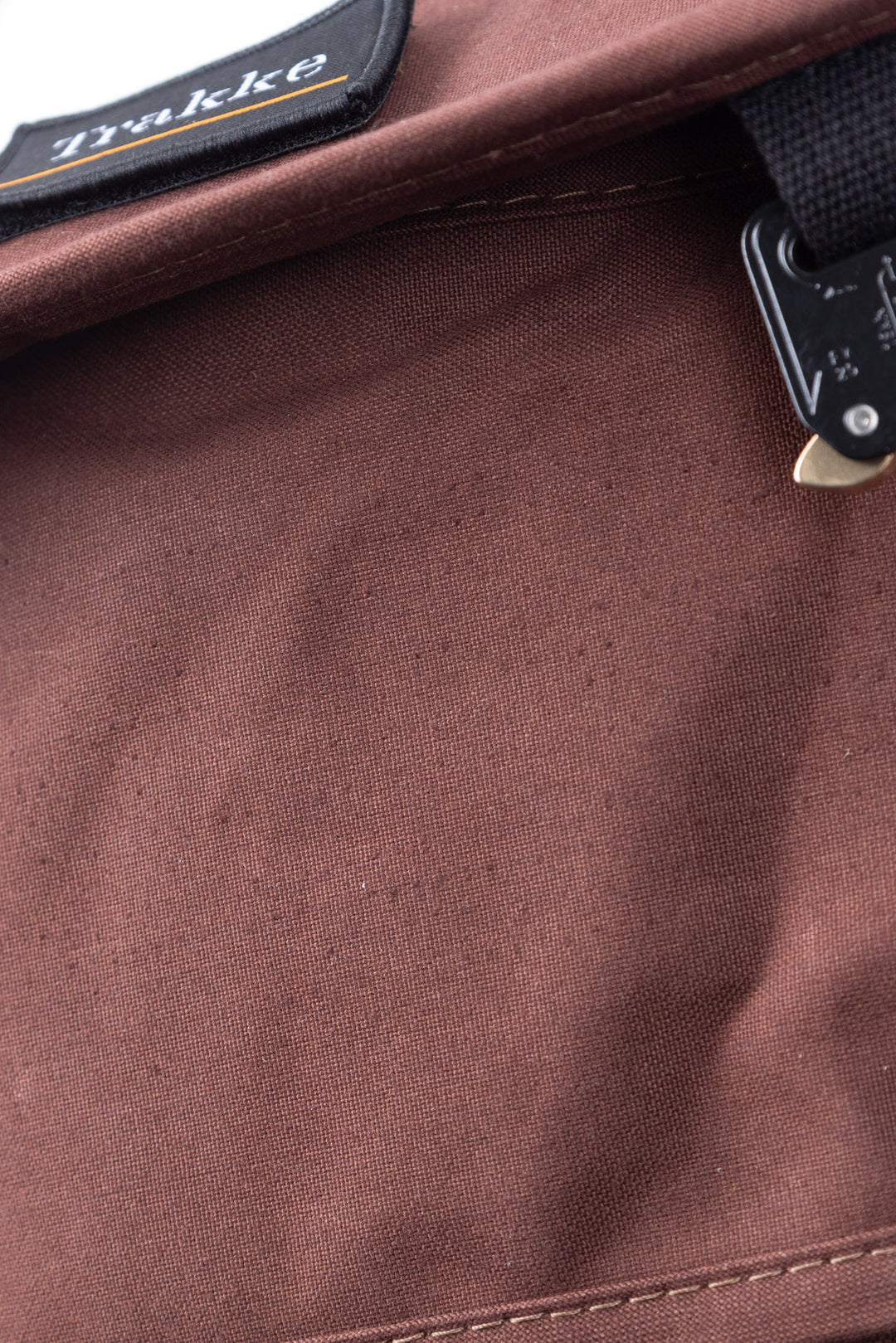 Sample Sale | Port Bairn Messenger