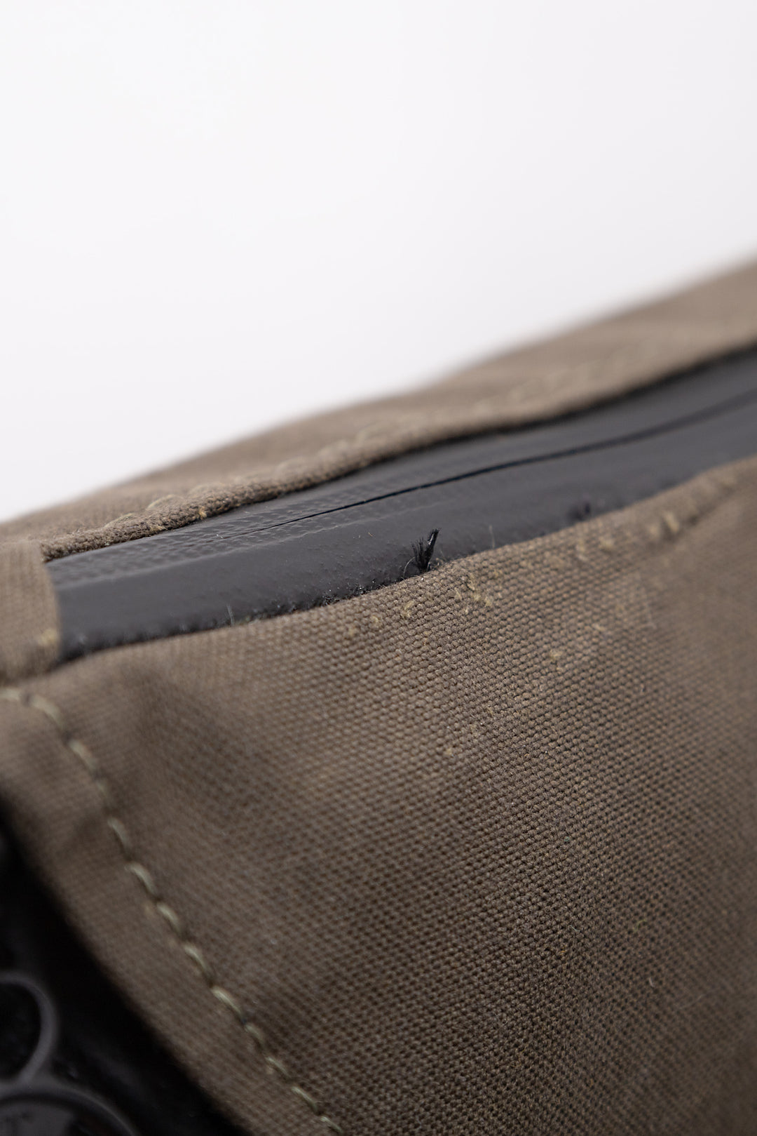 Sample Sale | Olive Banana Crossbody Bag